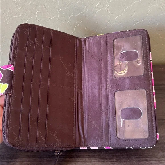Vera Bradley Floral Retired Turnlock Ziparound Quilted Credit‎ Card Wallet - Picture 7 of 10